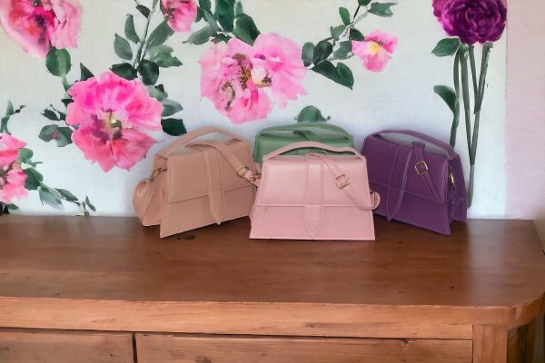 Premium Quality Crossbody Bag – Stylish Handbag