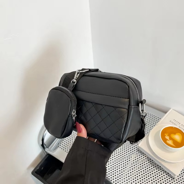 Trendy Convertible Crossbody Bag – Stylish Shoulder Handbag with Change Purse